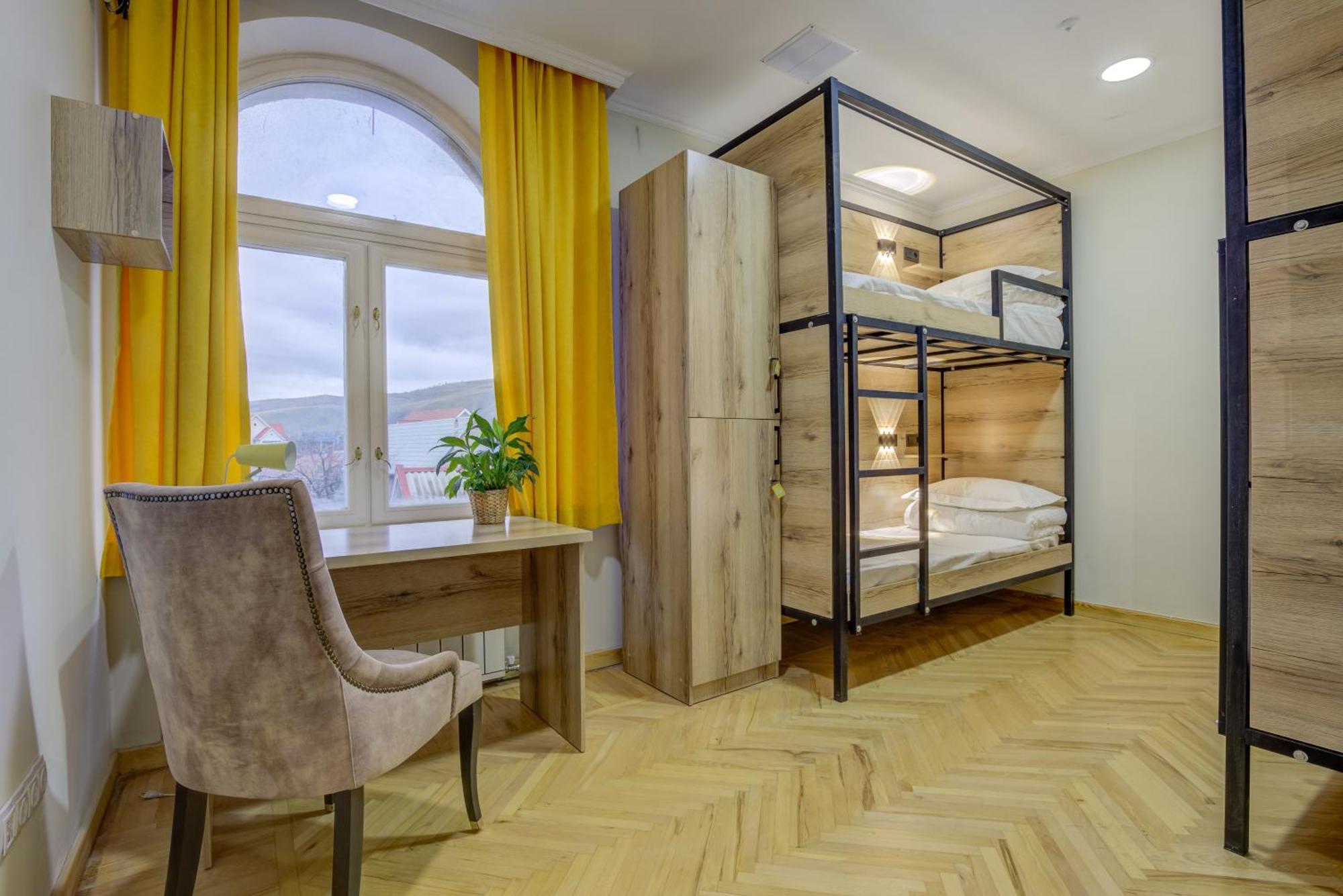 People Guest House Bishkek Exterior foto