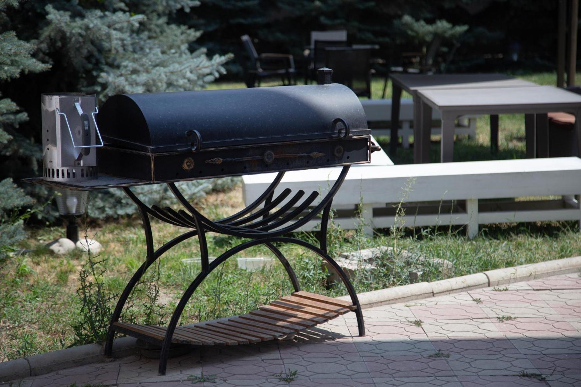 People Guest House Bishkek Exterior foto